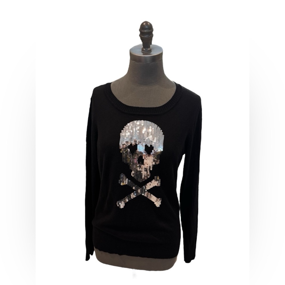 Saks Fifth Avenue Black Sweater Silver Skull Sequins S